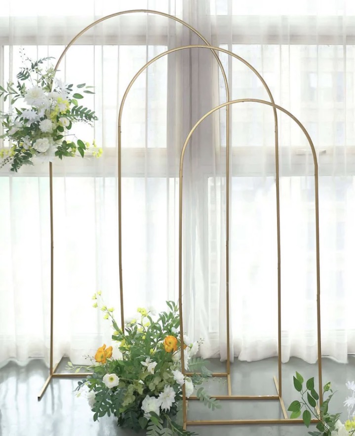 Gold Metal Wedding Arch Chiara Backdrop Stand Floral Display Frame With Round Top